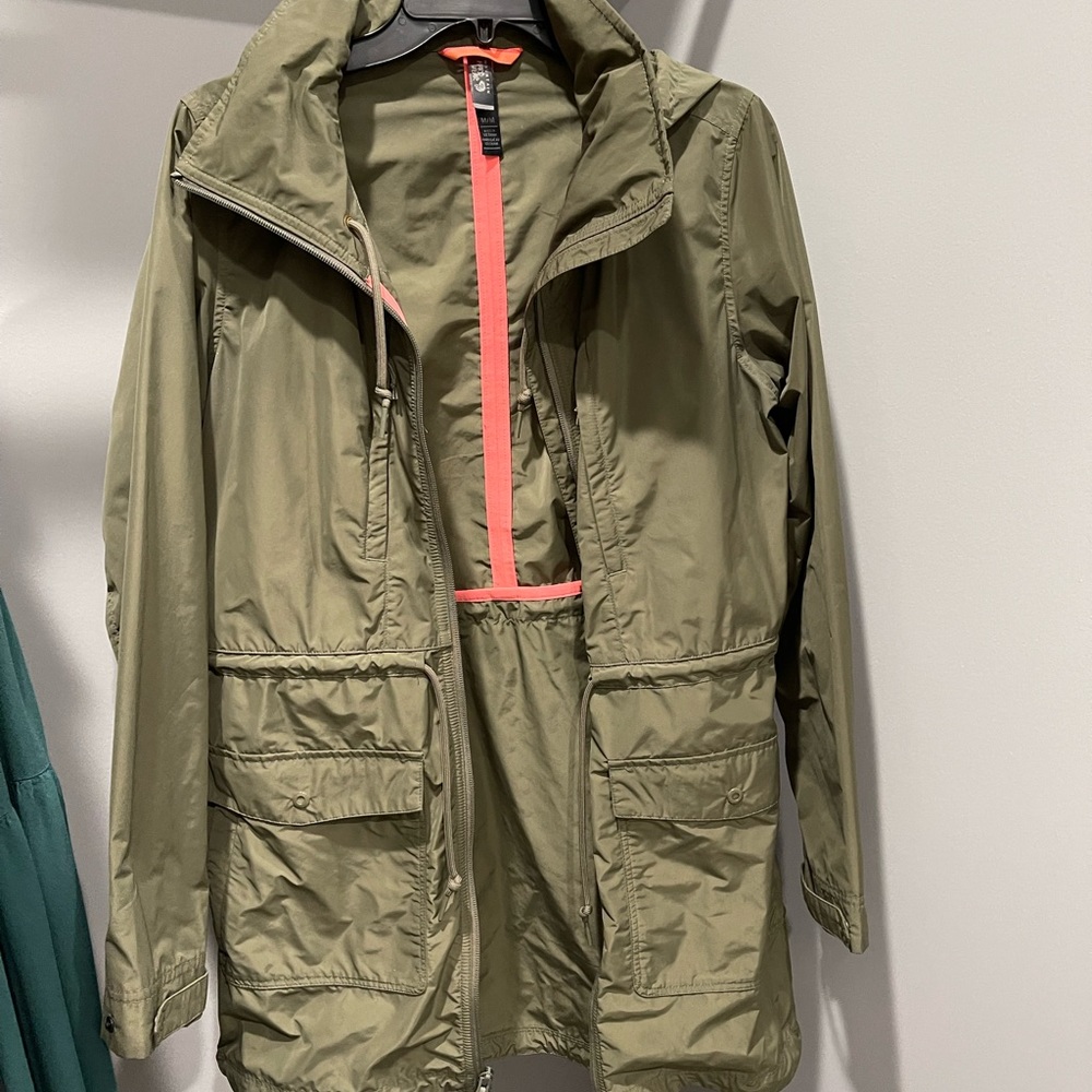 Mountain Hardwear Women’s Rain Jacket (Medium)